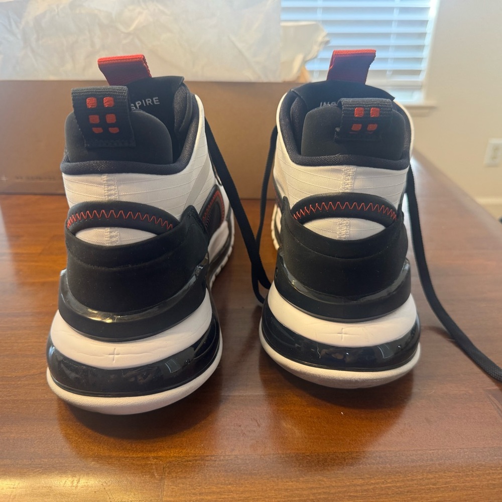 Jordan Aerospace 720 Athletic Shoes Black White Red - Picture 6 of 8